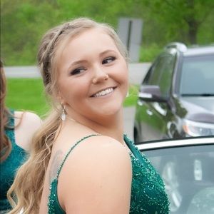 Meet your Posher, Janine